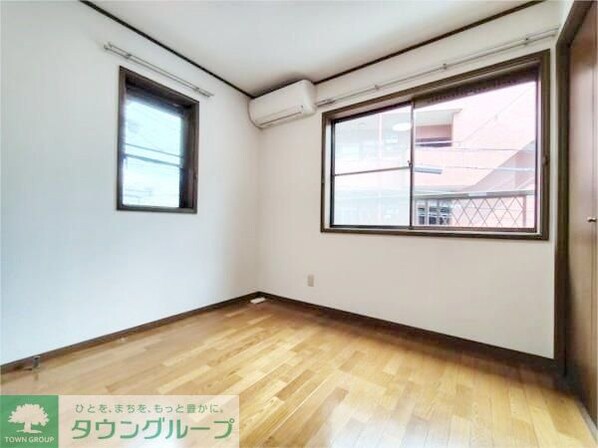 池袋本町二丁目戸建の物件内観写真